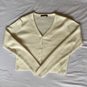 Brandy Melville Cream “Shannon” Sweater